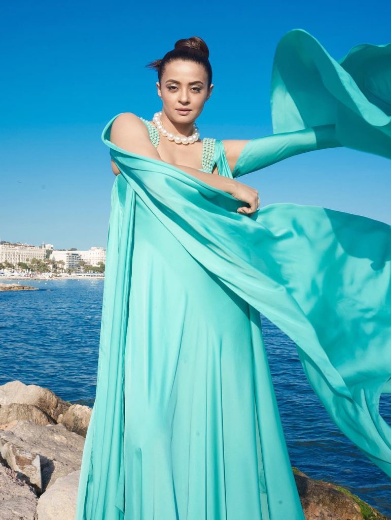 Surveen Chawla Photoshot cannes 2023