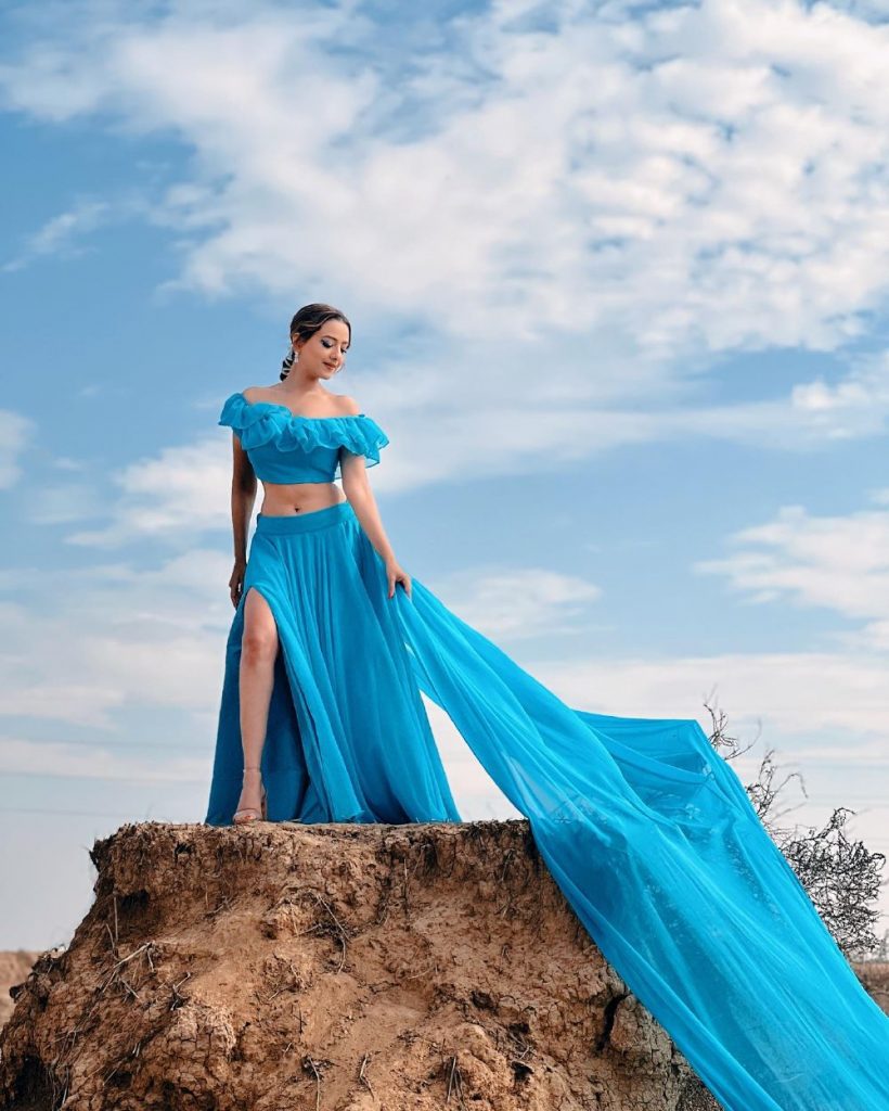 Madalsa Sharma Anupama actress gave a killer pose in sky blue dress