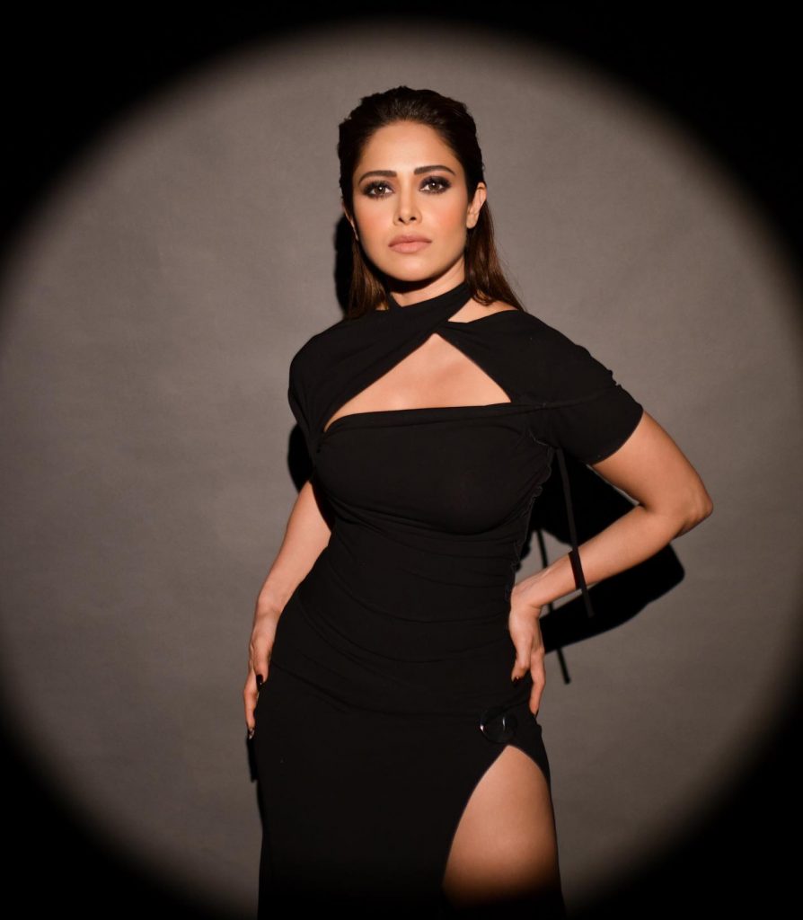 Nushrat Bharucha Photos: The actress wore a very hot black outfit in the summer, the actress made the fans crazy with her eyes!