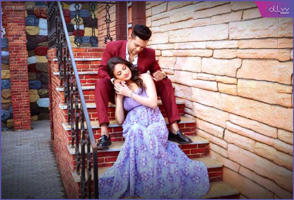 Ui Mui Su Song: Sneha Ullal and Aamir Sheikh's sizzling chemistry in the music video "Ui Mui Su" by Producer Anoop Jalota, Singers Suresh Wadekar, Reena Mehta